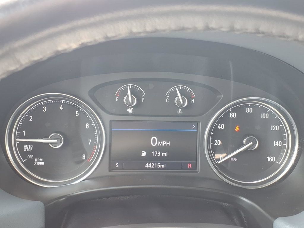 Used 2023 Buick Enclave Essence AWD/4WD image 25