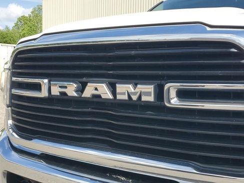 Certified 2019 RAM 2500 Big Horn AWD/4WD image 5
