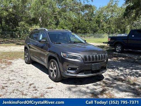 Used 2019 Jeep Cherokee Limited w/ Luxury Group AWD/4WD image 1