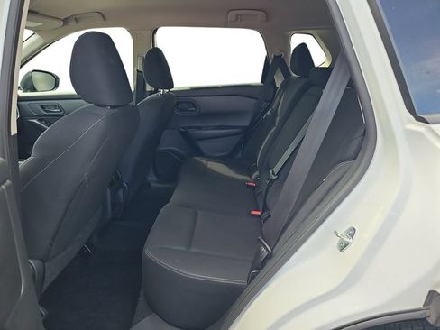 Used 2024 Nissan Rogue S FWD image 14