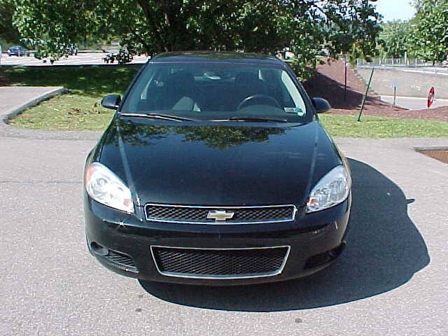 Used 2012 Chevrolet Impala LTZ FWD image 3