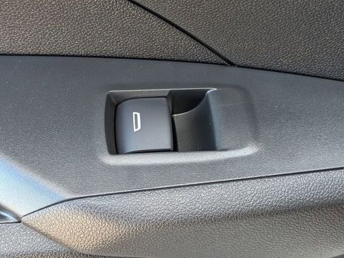 New 2026 Chevrolet Trax LT image 27