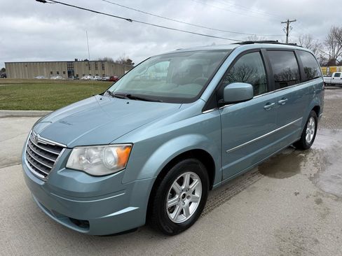 Used 2010 Chrysler Town & Country Touring image 1
