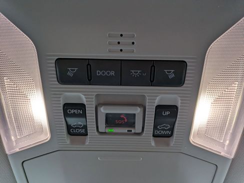 Used 2023 Toyota RAV4 XLE image 14