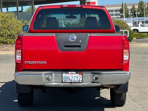 Used 2012 Nissan Frontier S RWD image 8