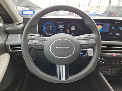 Used 2025 Hyundai Sonata SEL FWD image 23