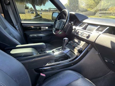 Used 2013 Land Rover Range Rover Sport HSE LUX AWD/4WD image 17