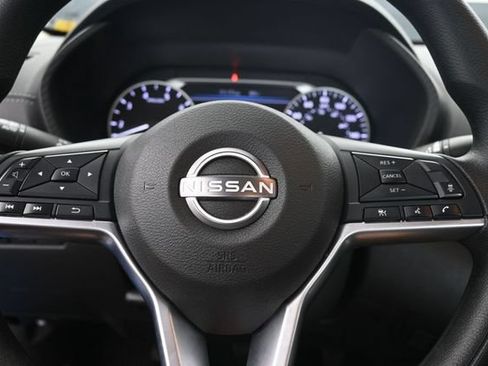 Used 2024 Nissan Sentra SV FWD image 28