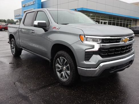 New 2026 Chevrolet Silverado 1500 LT w/ Z71 Off-Road Package AWD/4WD image 2