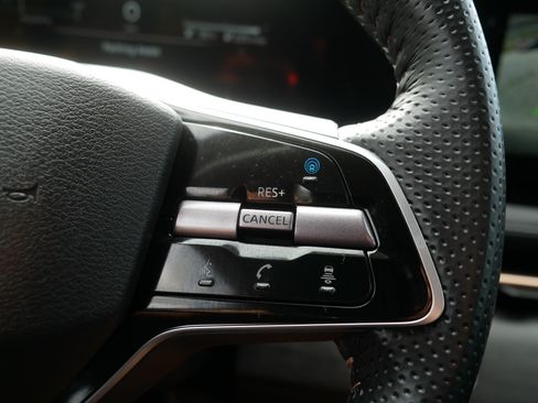 Certified 2023 Nissan Ariya AWD image 29