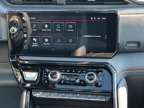 Certified 2025 GMC Sierra 3500 AT4 w/ AT4 Premium Plus Package AWD/4WD image 13