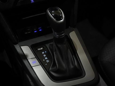 Used 2018 Hyundai Elantra SE w/ Cargo Package image 23