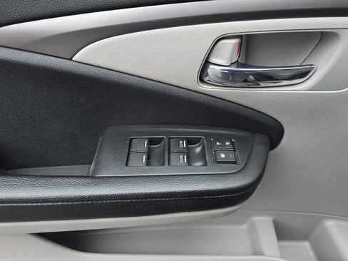 Used 2016 Honda Pilot EX image 14