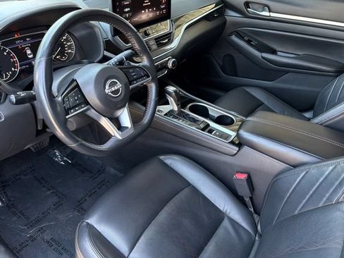 Used 2024 Nissan Altima 2.5 SR w/ SR Premium Package AWD/4WD image 10