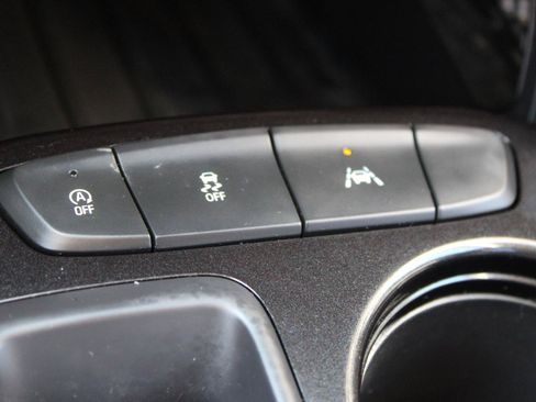 Used 2023 Chevrolet TrailBlazer LT FWD image 30