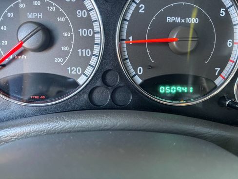 Used 2005 Jeep Liberty Limited AWD/4WD image 26