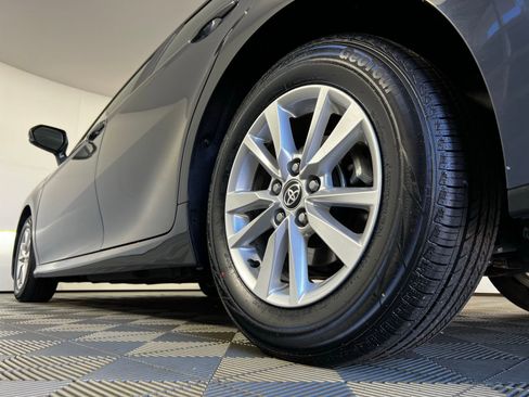 Used 2025 Toyota Camry LE FWD image 24