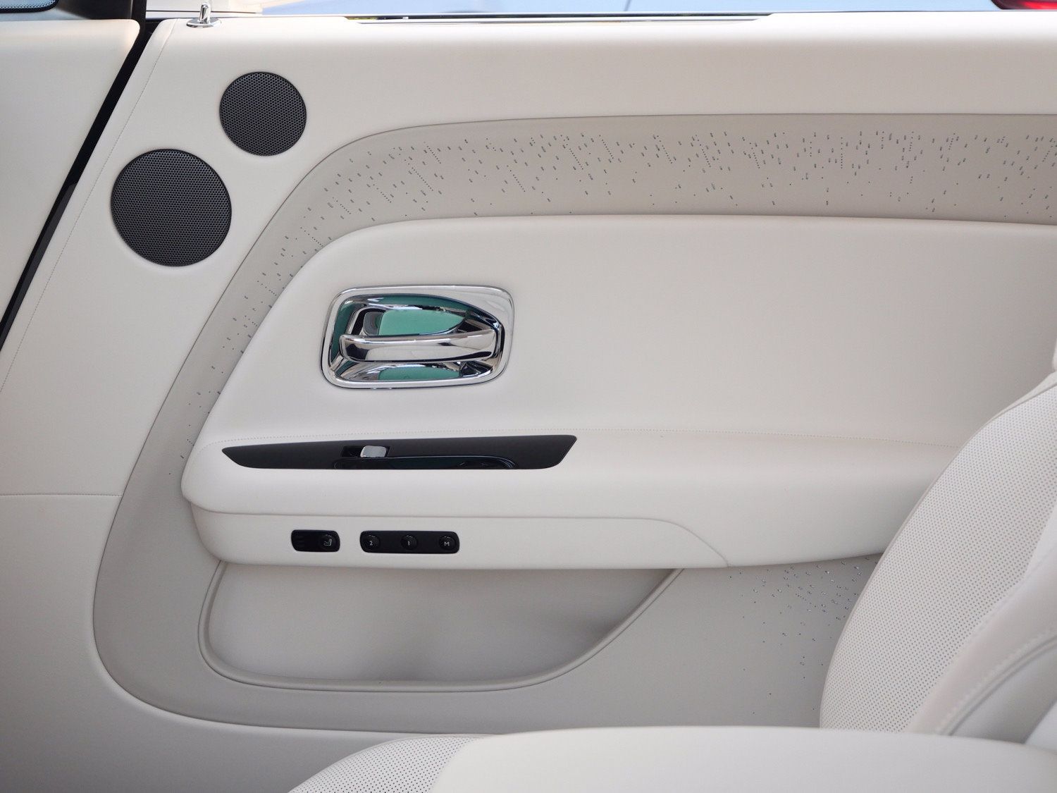 Certified 2025 Rolls-Royce Spectre w/ Spectre Launch Package AWD/4WD image 11