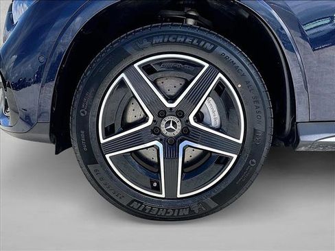 Certified 2024 Mercedes-Benz GLC 300 image 10