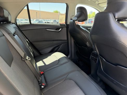 Used 2025 Kia Niro EX FWD image 39