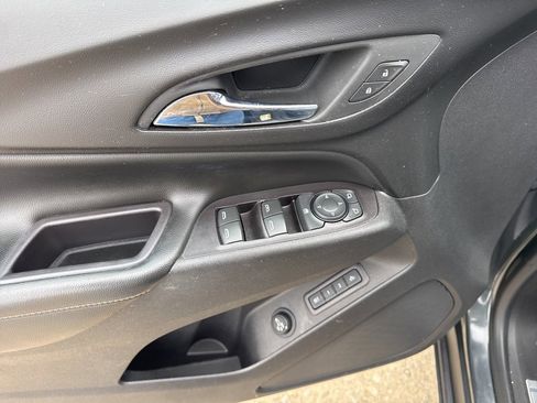 Used 2020 Chevrolet Equinox Premier image 9