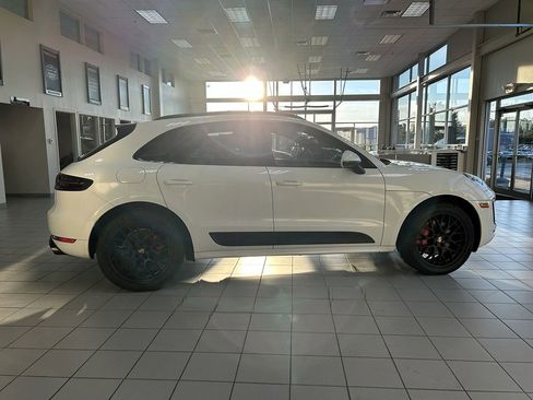 Used 2017 Porsche Macan GTS image 6
