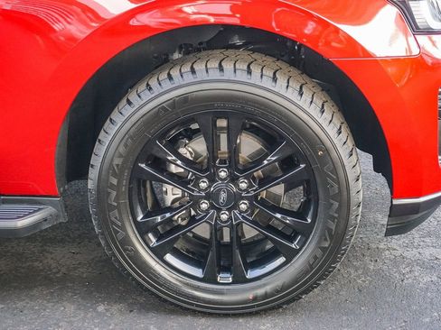 Used 2022 Ford Expedition XLT image 10