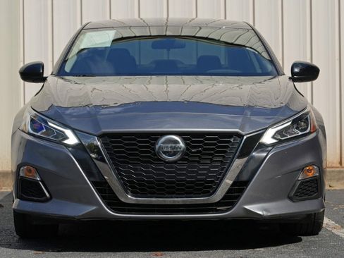 Used 2022 Nissan Altima 2.5 SR FWD image 6