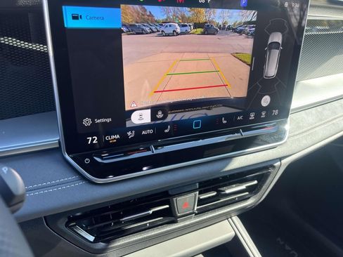 New 2026 Volkswagen Tiguan SE R-Line image 22