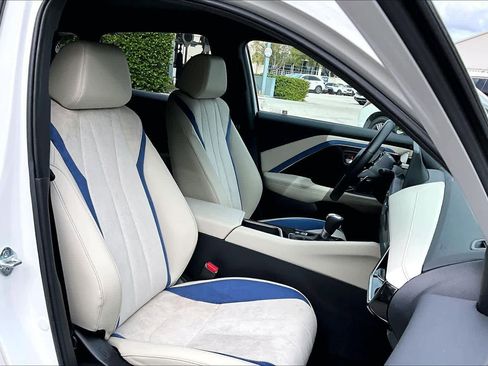 Certified 2025 Acura ADX A-Spec image 9