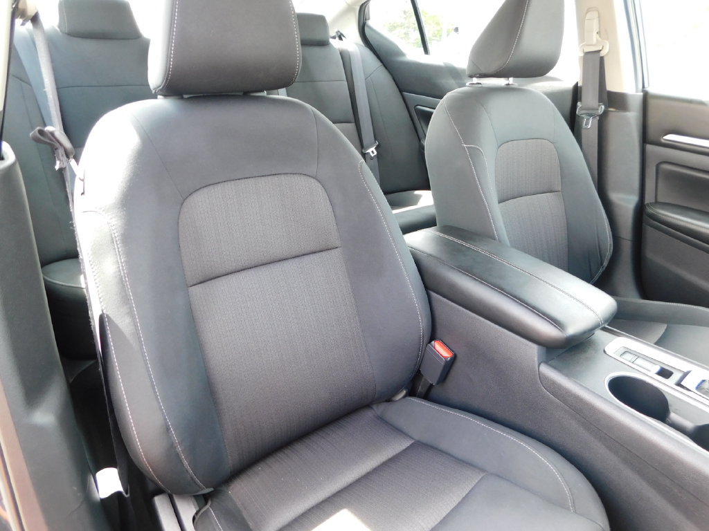 Used 2022 Nissan Altima 2.5 SV AWD/4WD image 19