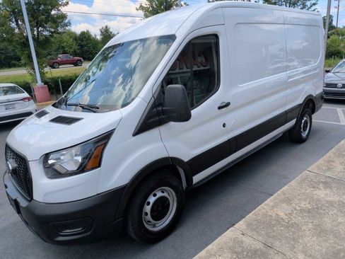 Used 2024 Ford Transit 250 148 Medium Roof RWD image 2