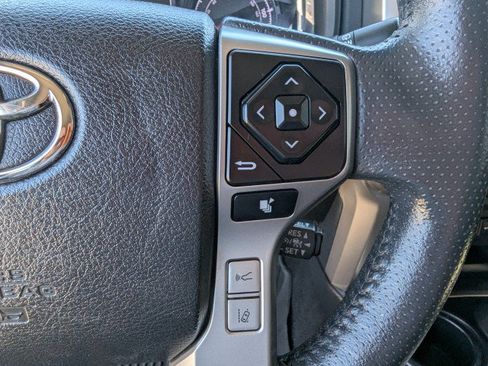 Used 2021 Toyota 4Runner SR5 AWD/4WD image 16