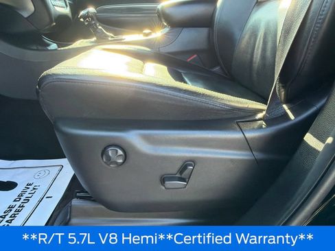 Used 2019 Dodge Durango R/T w/ Technology Group AWD/4WD image 22
