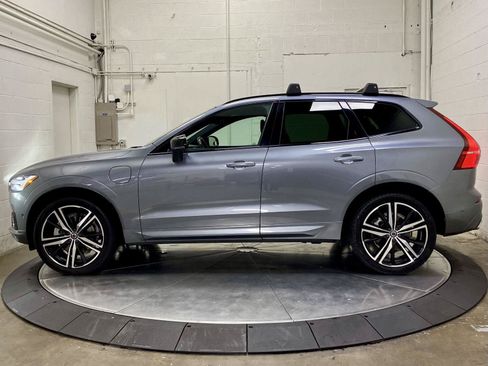Used 2021 Volvo XC60 T8 R-Design w/ Advanced Package AWD/4WD image 6