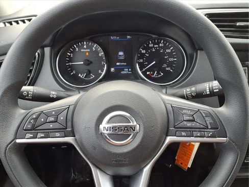 Used 2021 Nissan Rogue Sport S image 14