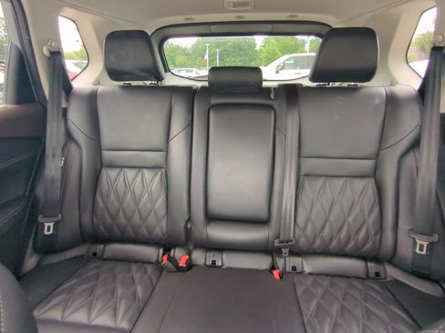 Used 2021 Nissan Rogue Platinum AWD/4WD image 21