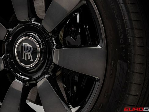 Used 2023 Rolls-Royce Cullinan w/ Cullinan Package AWD/4WD image 23