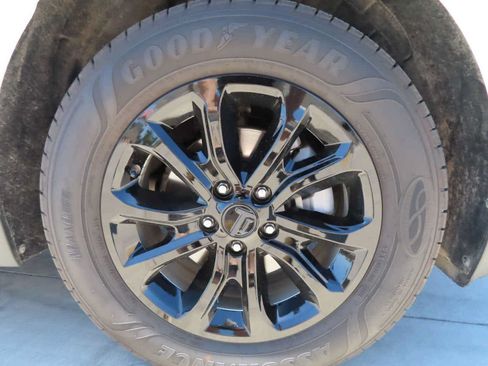 Used 2021 Chevrolet Equinox LT AWD/4WD image 11