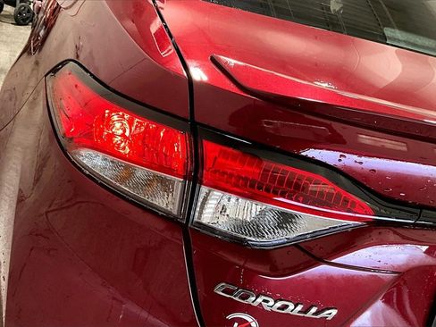 Used 2025 Toyota Corolla SE image 23