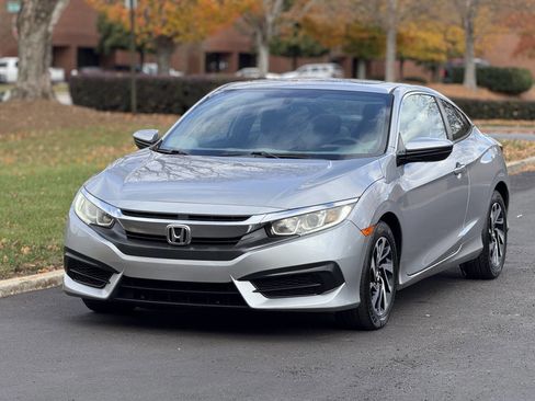 Used 2016 Honda Civic LX-P image 2