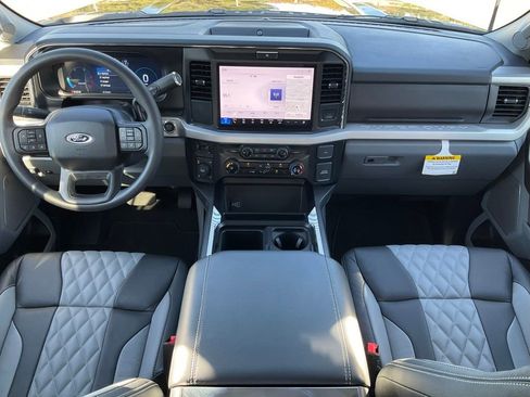 New 2025 Ford F250 XLT w/ Black Appearance Package AWD/4WD image 40