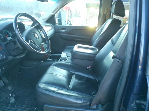 Used 2009 Chevrolet Silverado 2500 LTZ w/ Suspension Package, Off-Road AWD/4WD image 37