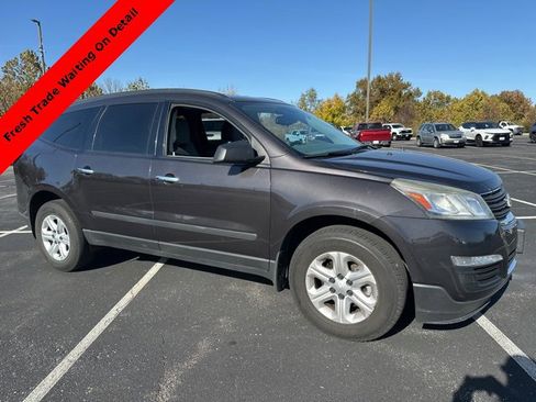 Used 2017 Chevrolet Traverse LS image 1