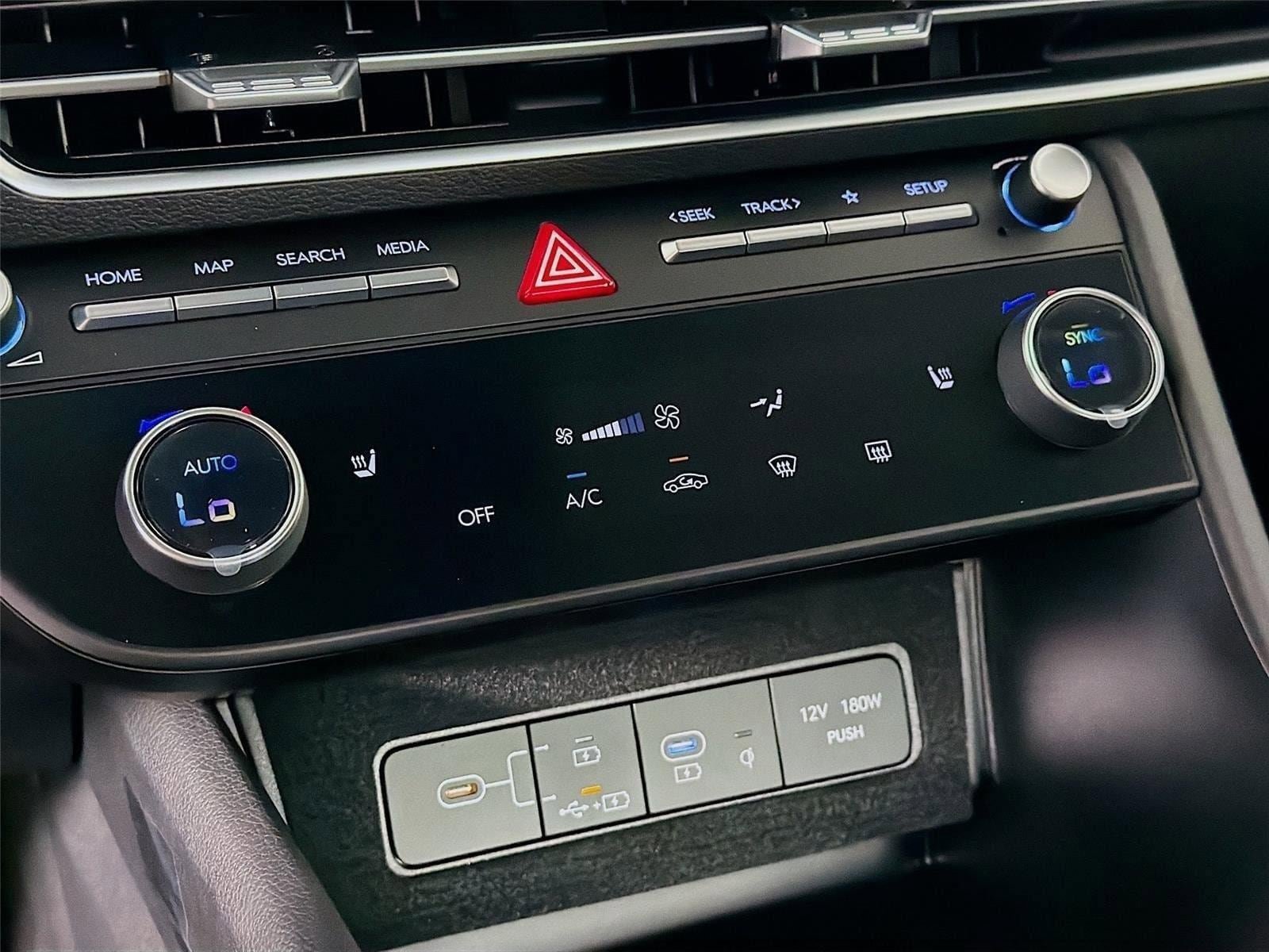 New 2026 Hyundai Sonata SEL FWD image 17