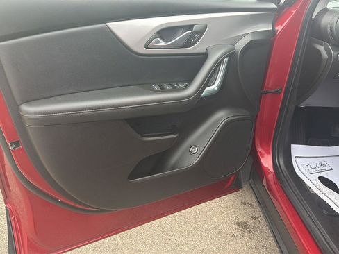 Used 2024 Chevrolet Blazer LT w/ Convenience Package image 12