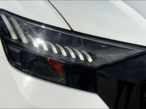 Used 2023 Audi RS Q8 image 28