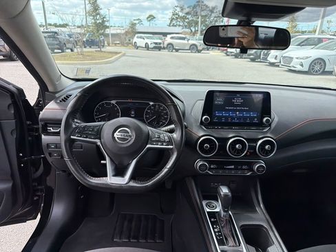 Used 2021 Nissan Sentra SR image 24