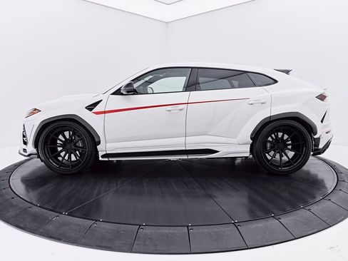 Used 2021 Lamborghini Urus AWD/4WD image 15
