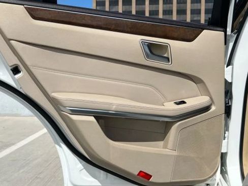 Used 2015 Mercedes-Benz E 350 4MATIC Sedan image 65